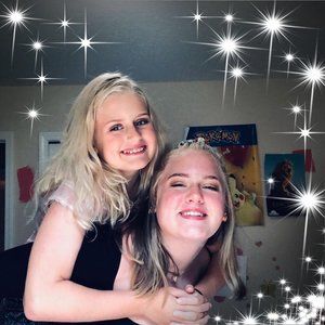 Meet your Posher, Angie